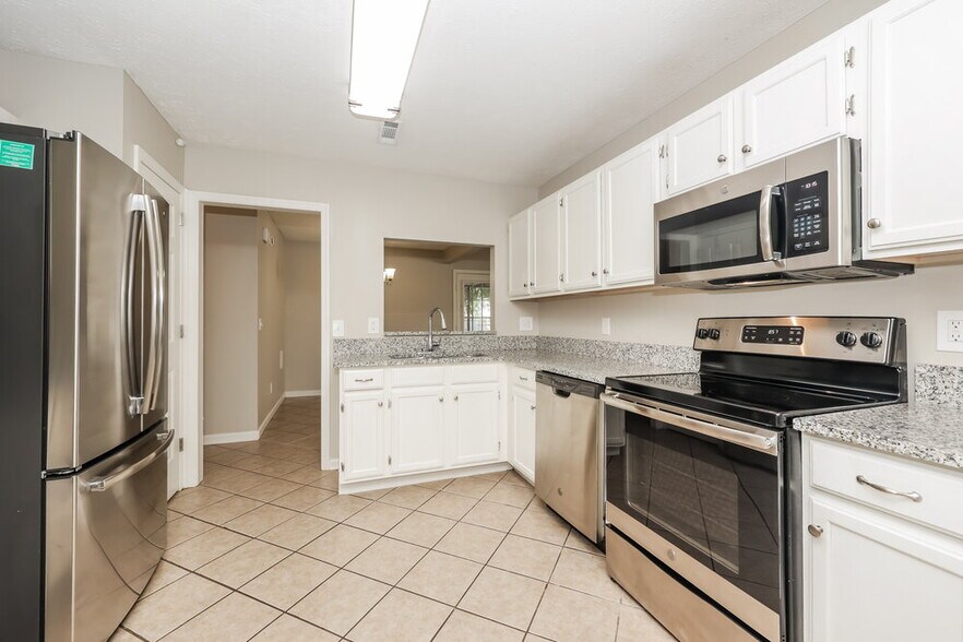 Building Photo - 3308 Milbridge Dr