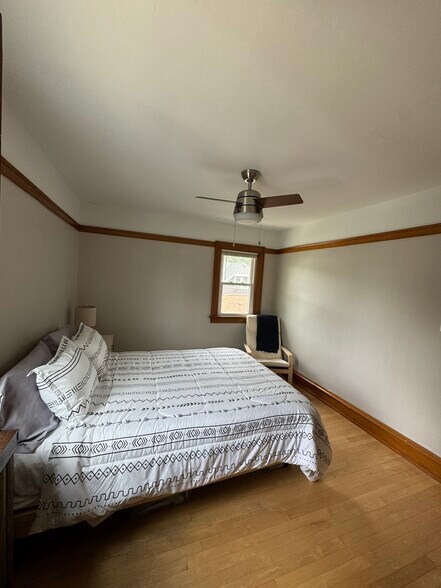 Guest Bedroom - 2121 N 84th St