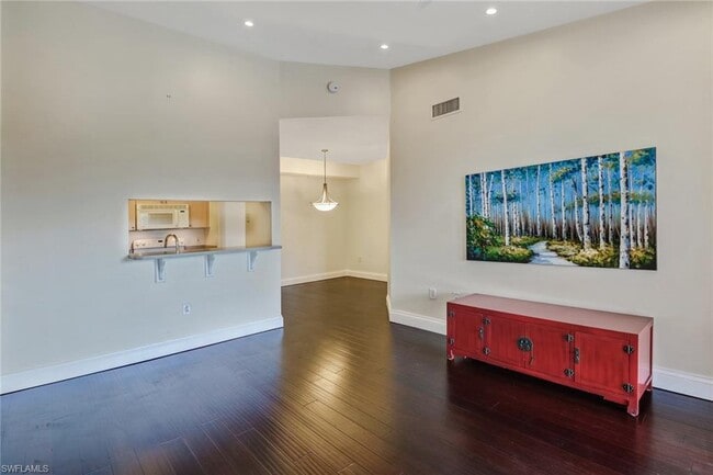 Building Photo - 1180 Reserve Way