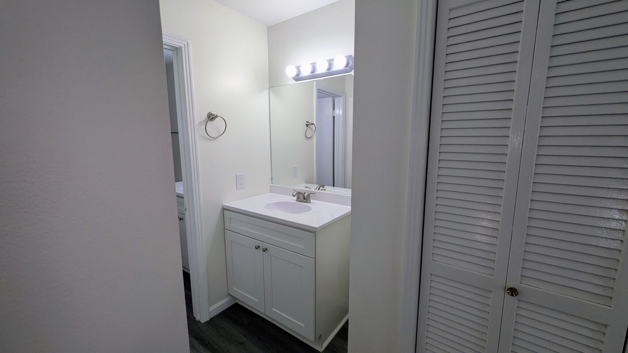 Second BR Room Vanity - 510 Basswood Ave