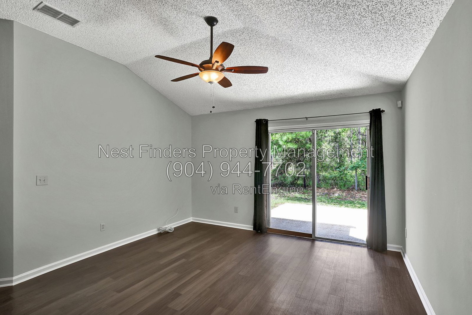 Building Photo - 9245 Hawks Run Ln
