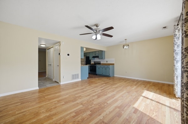 Building Photo - Walker's Landing