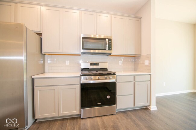 Building Photo - 6433 Yuma Ct