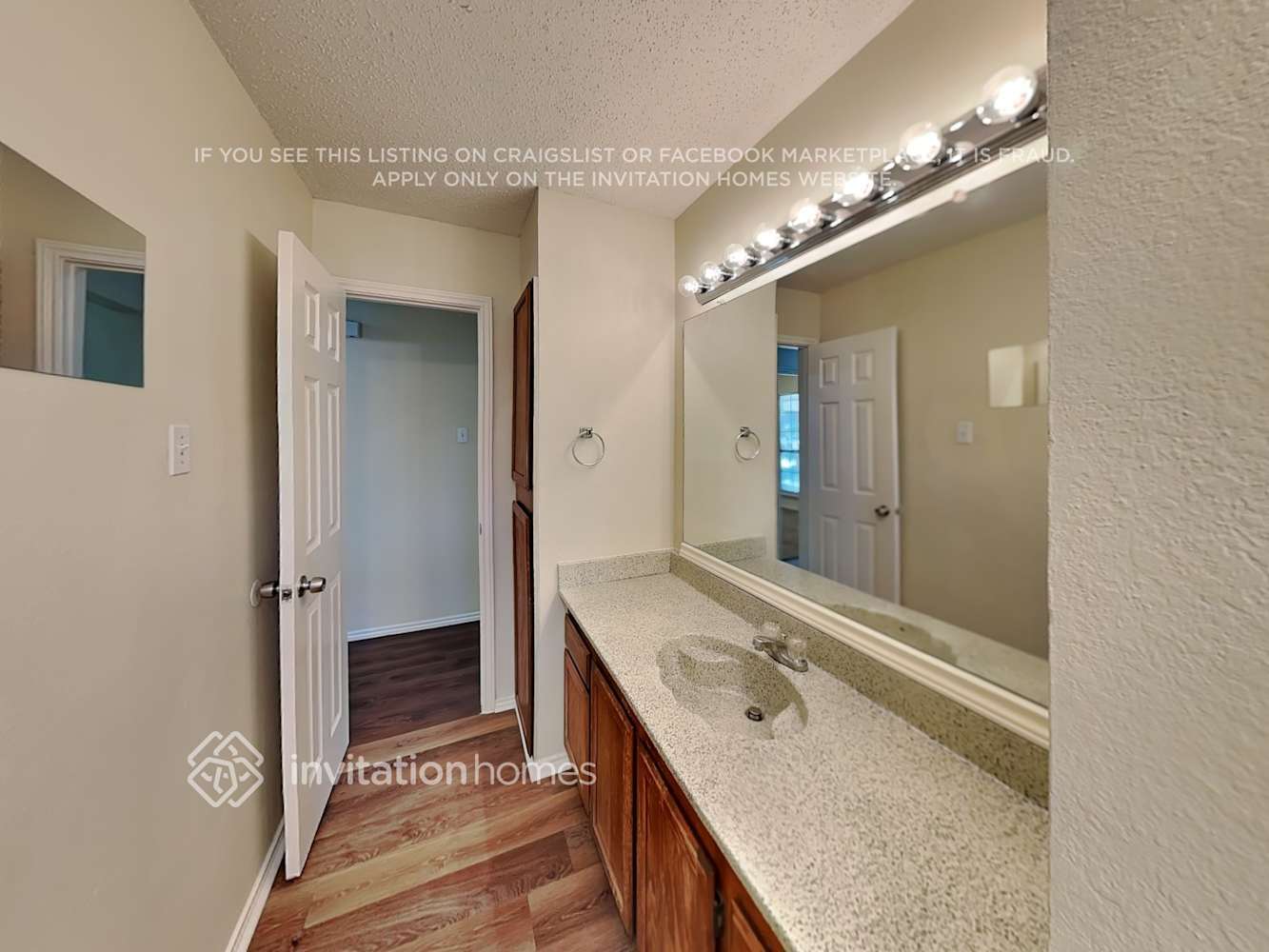 Building Photo - 2541 Rialto Way