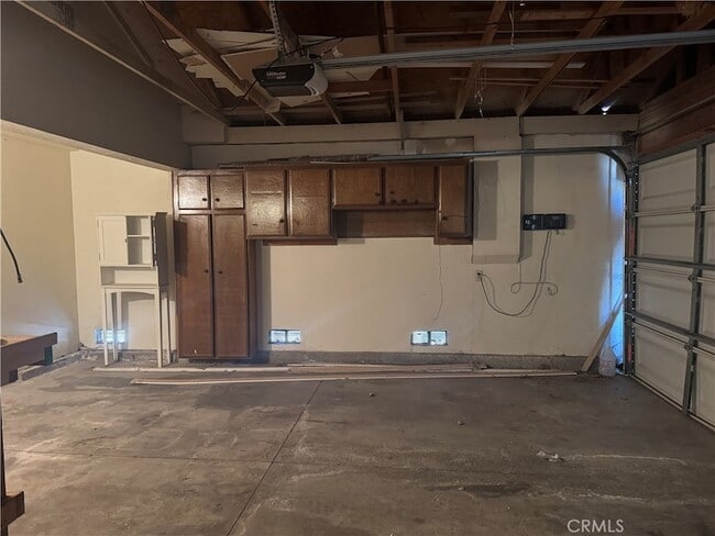 Building Photo - 2485 Sherwood Ln