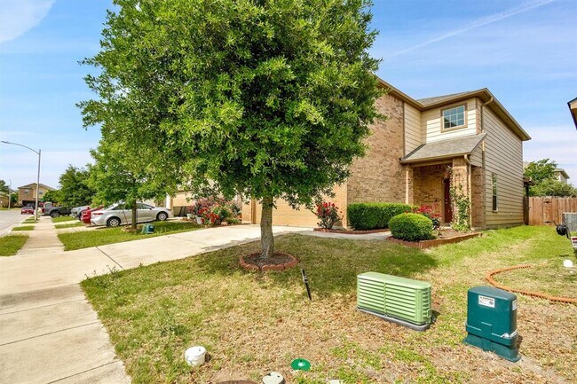 Building Photo - 16324 Copper Ellis Trace
