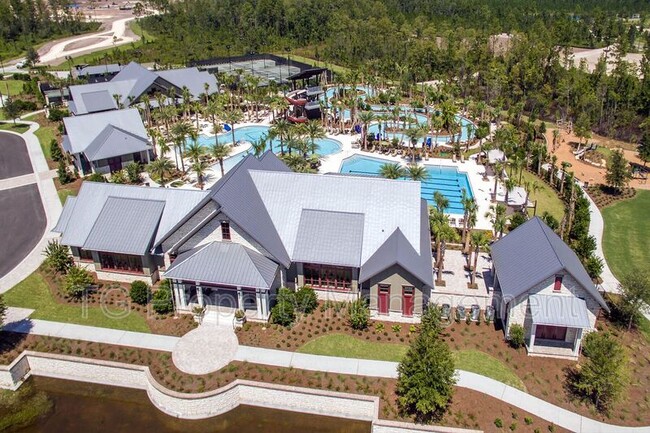 Building Photo - 166 Palisade Dr