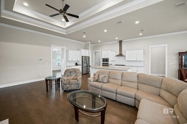 Building Photo - 9377 Diamante Blvd