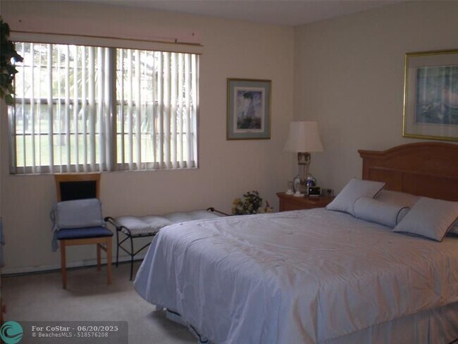 Building Photo - 1605 Abaco Dr