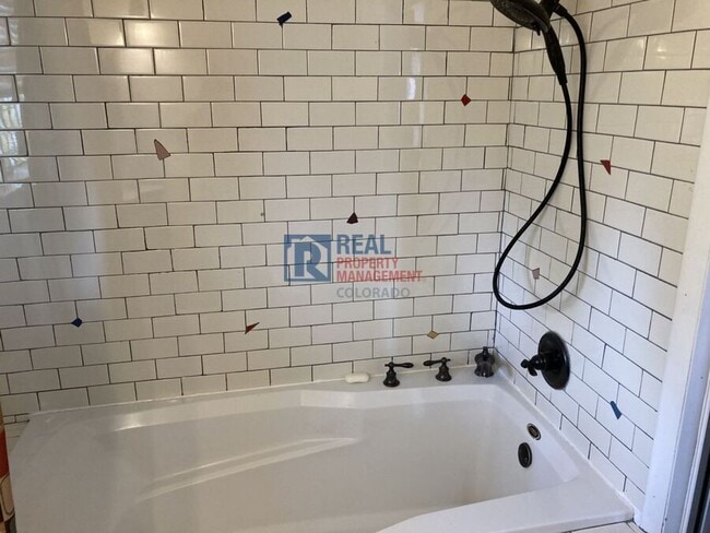 Building Photo - 3365 Olive St