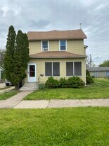 Building Photo - 630 9th ave s