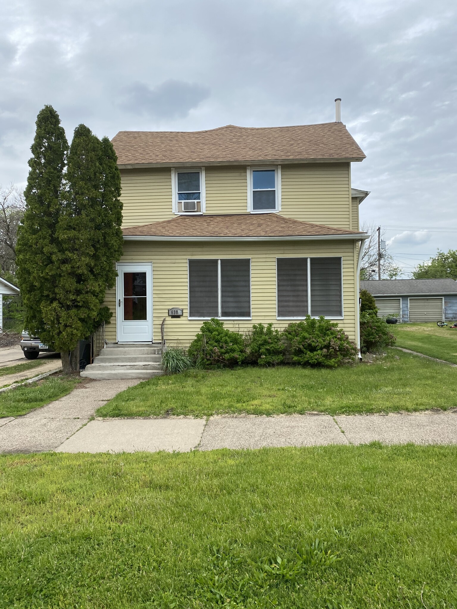 View From Street - 630 9th ave s