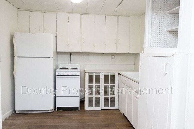 Building Photo - 4278 Spriggs St