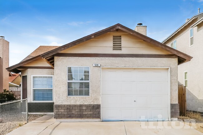 Building Photo - 528 Dutchman Ave