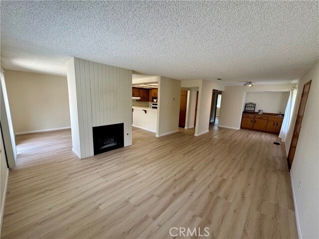 Building Photo - 9837 Vail Dr