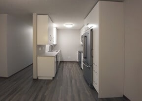 Building Photo - 2204 Valleyhigh Dr NW