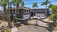 Building Photo - 2785 Bayside Dr S