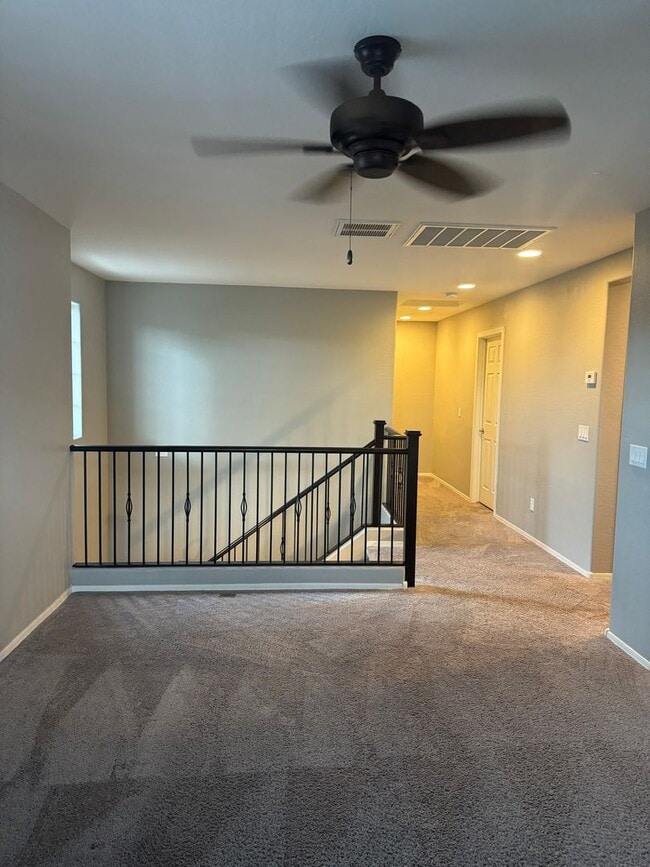 Building Photo - 16345 W Latham St