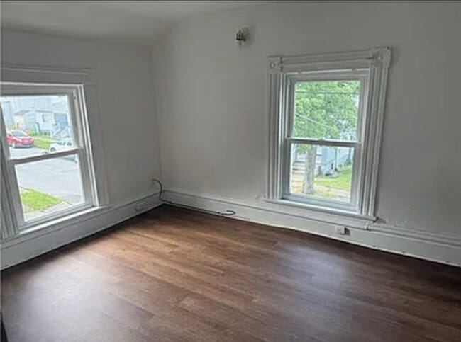 Building Photo - 240 2nd Ave