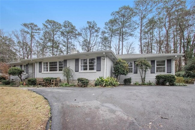 Building Photo - 3873 Land O Lakes Dr NE