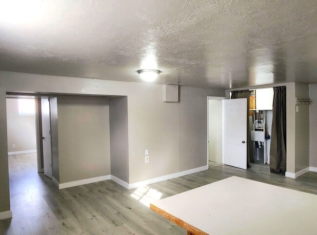 Building Photo - 133 Cottage Ave