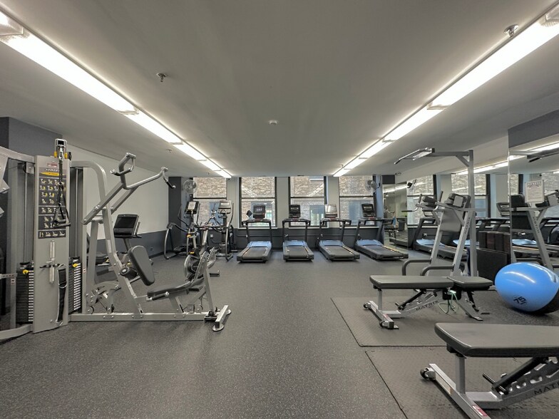 Building Photo - 740 S Federal St