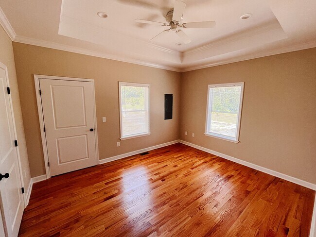 Building Photo - Brand New 3 Bed, 2 Bath One-Level Townhome