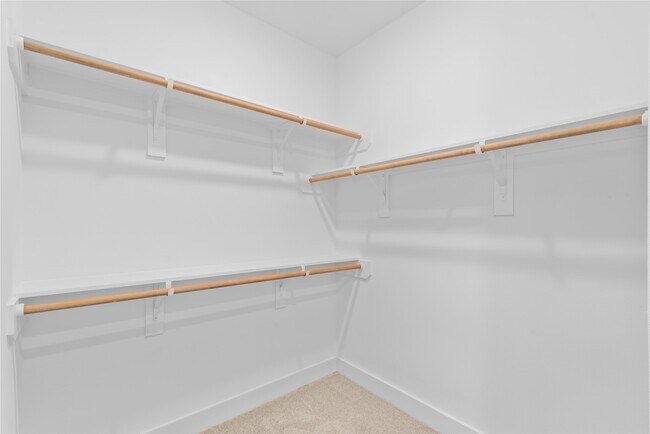 Building Photo - 6186 Eastland St