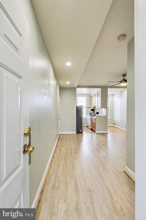 Building Photo - 1248 Maryland Ave NE