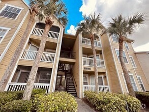 Building Photo - MOVE IN READY!!!! 1 BEDROOM 1 BATHROOM AVA...