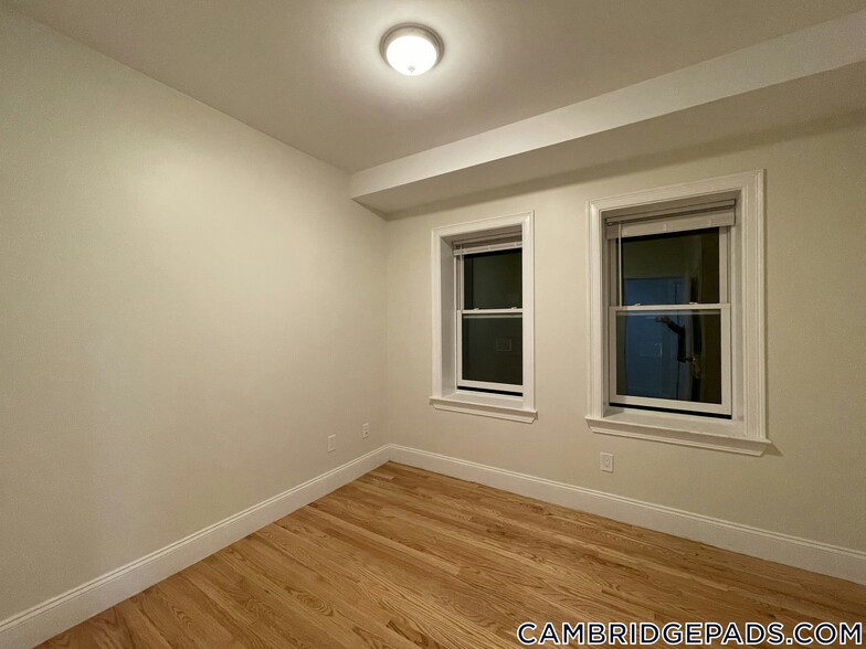 Building Photo - 2028 Massachusetts Ave