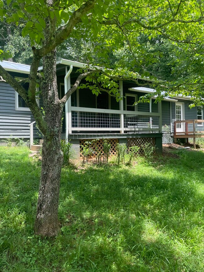 Building Photo - 240 Whorton Hollow Rd