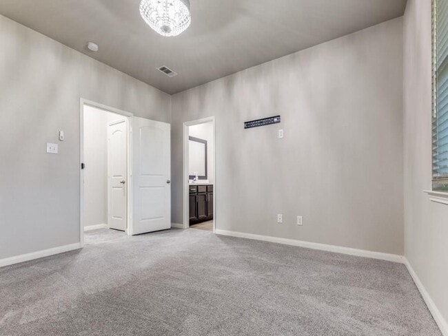 Building Photo - 309 Barrel Cactus Dr