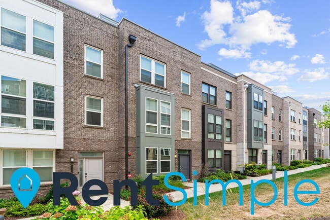 Building Photo - 13326 Sherwood Park Ln