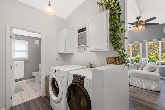 Building Photo - 1 Johns Dr