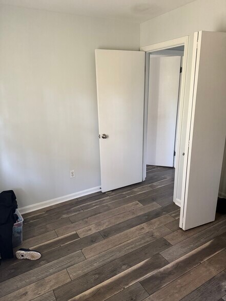 Building Photo - 14824 Palmerston Sq