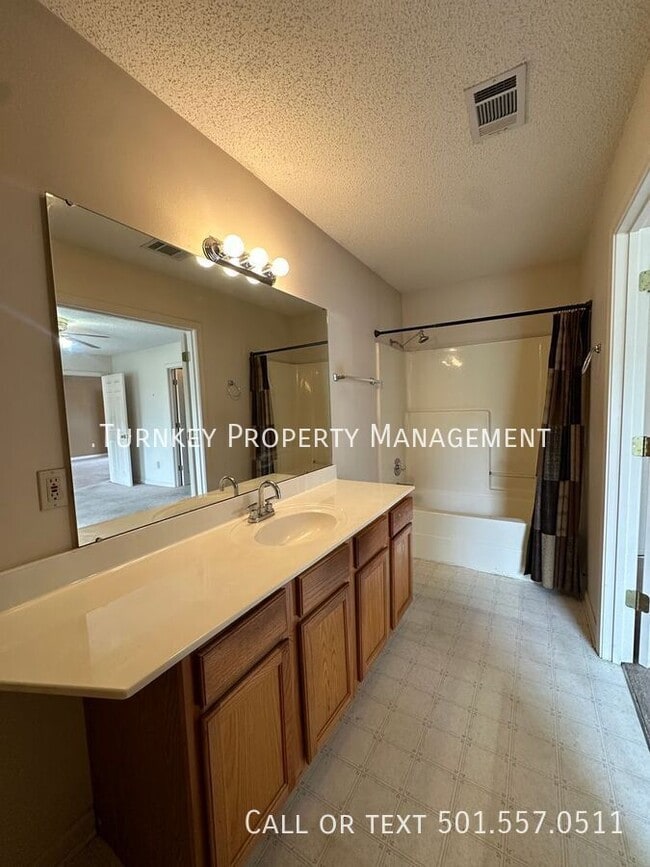 Building Photo - 7630 Olive Hill Dr