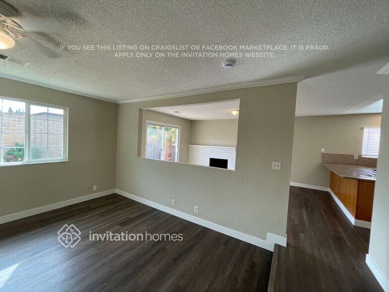 Building Photo - 2760 Orchid St