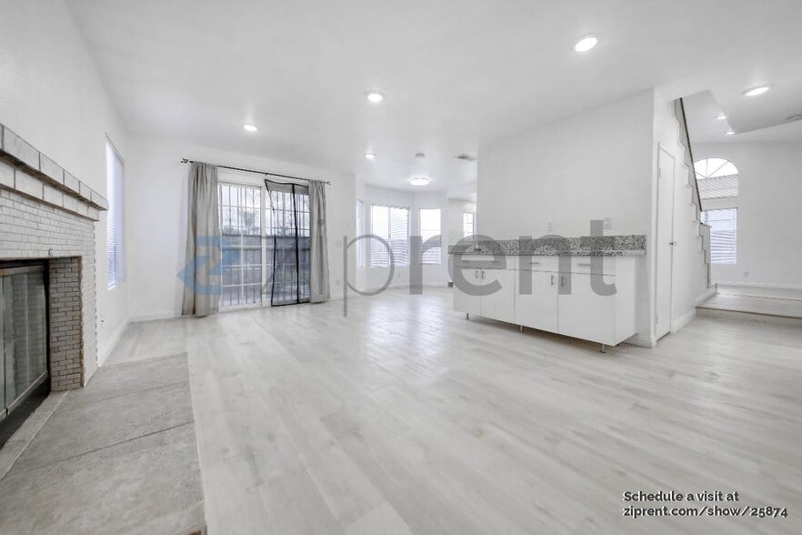 Building Photo - 21627 Winding Rd