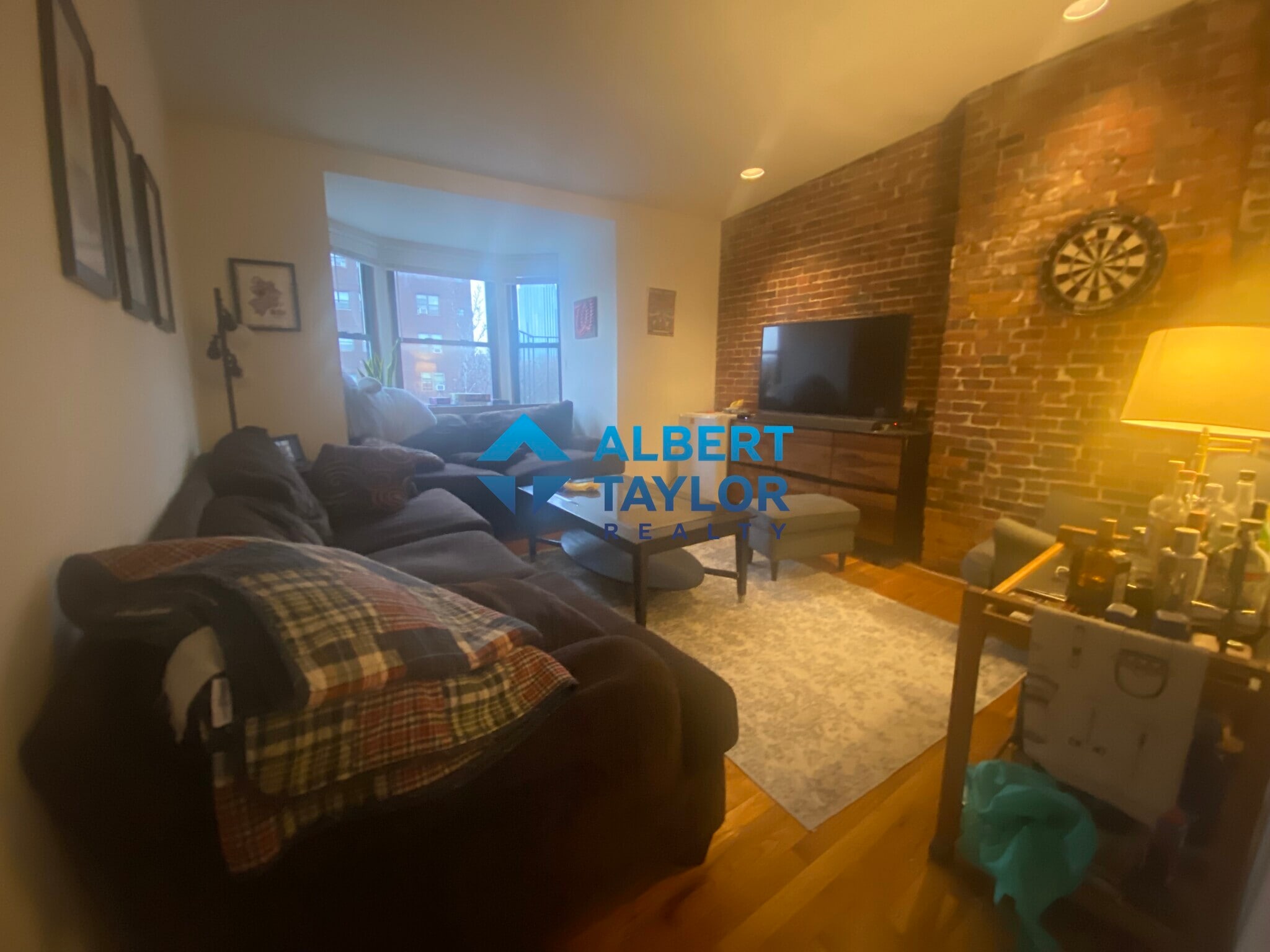 Building Photo - 750 Tremont St