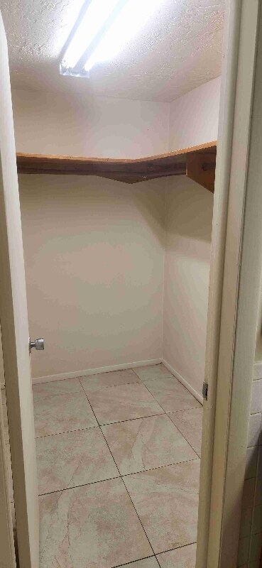 Building Photo - 5653 Andrea Dr