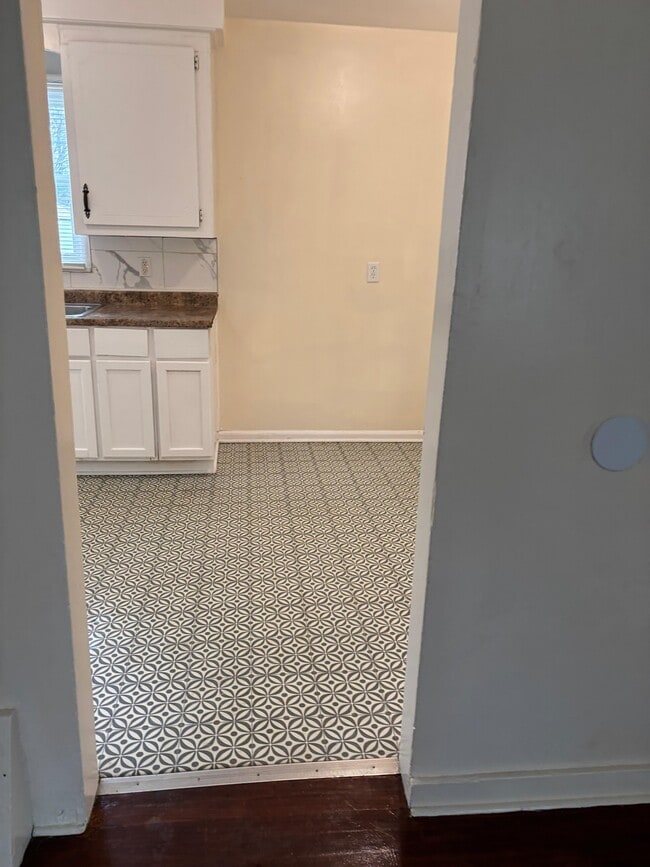 Building Photo - 19449 W Chicago