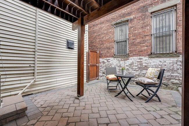 Building Photo - 49A South St