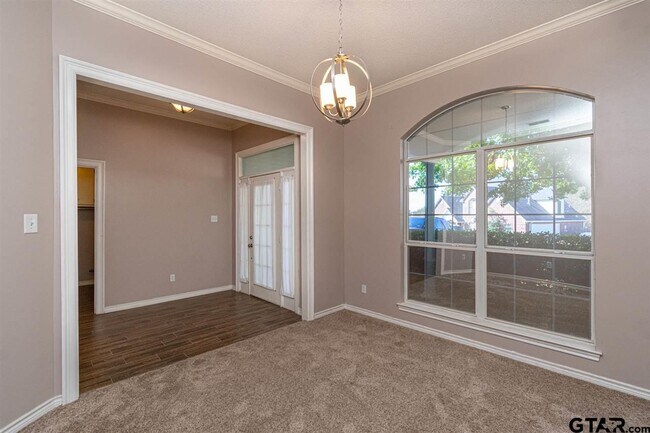 Building Photo - 16801 Lafayette Dr