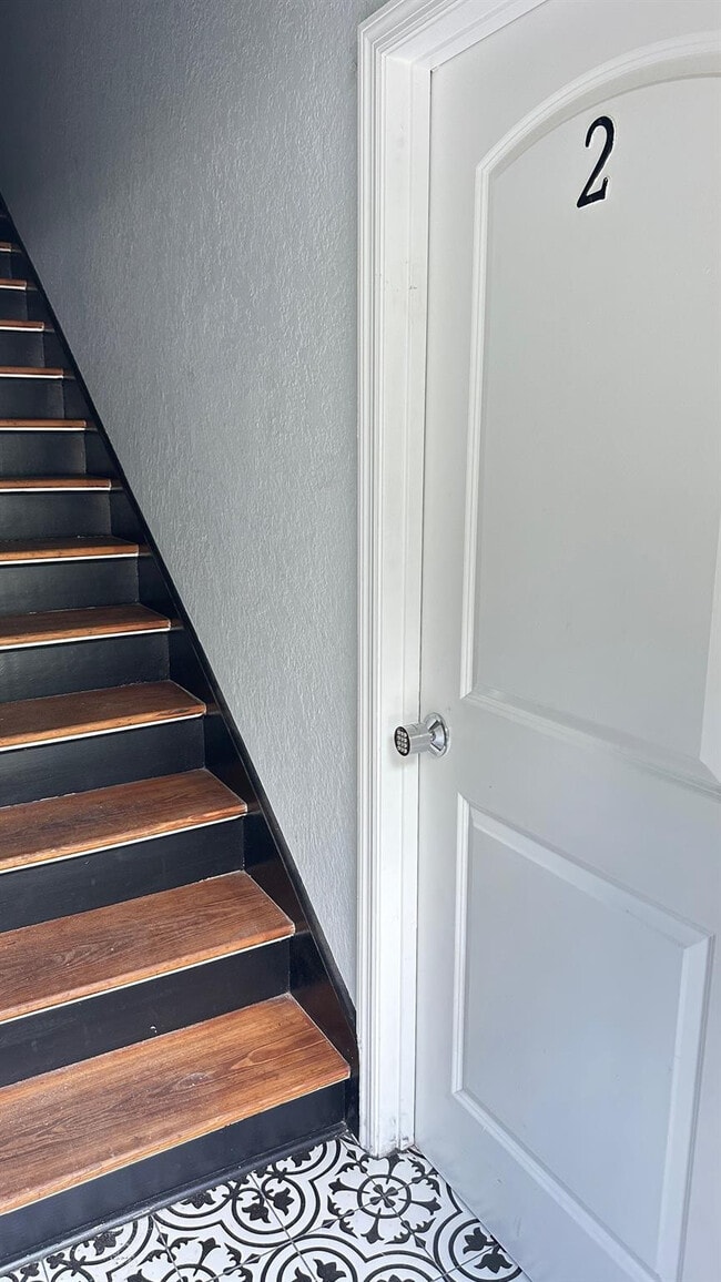 Building Photo - 325 N Federal Hwy