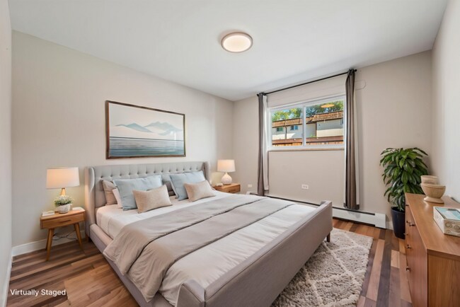 Building Photo - Bright & Inviting 2 Bedroom Condo in Denver