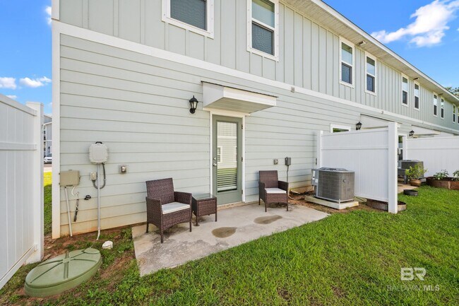 Building Photo - 25806 Pollard Rd