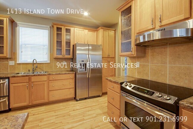 Building Photo - 1413 Island Town Dr