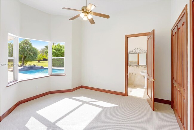 Building Photo - 8480 SW 98th St