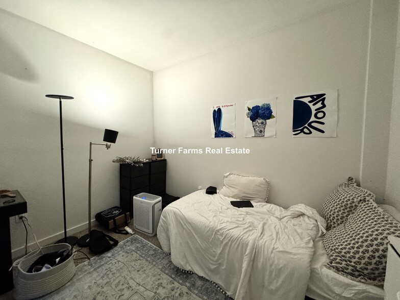 Building Photo - 772 Columbus Ave